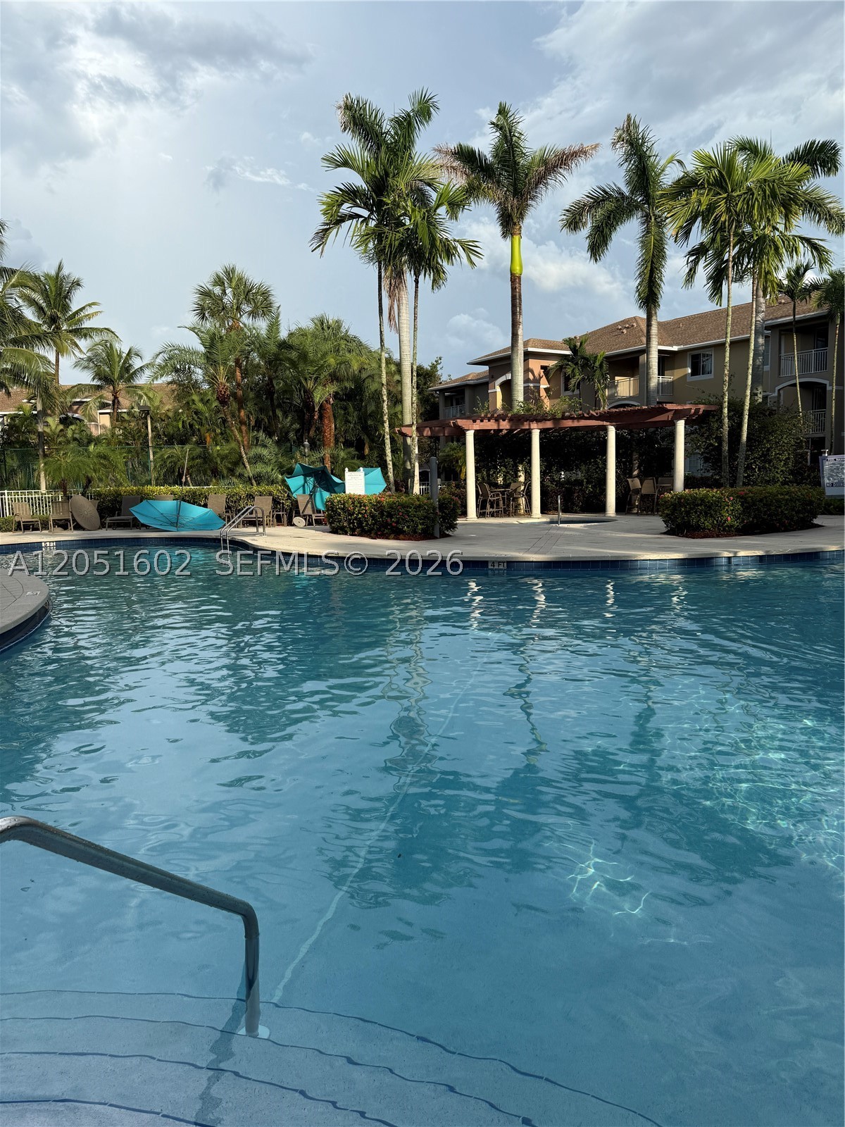 VILLAS AT EMERALD DUNES C - Residential Lease