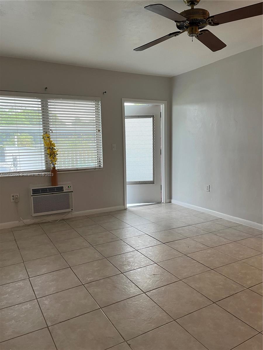 CASA-BISCAYNE CO-OP APTS - Residential Lease