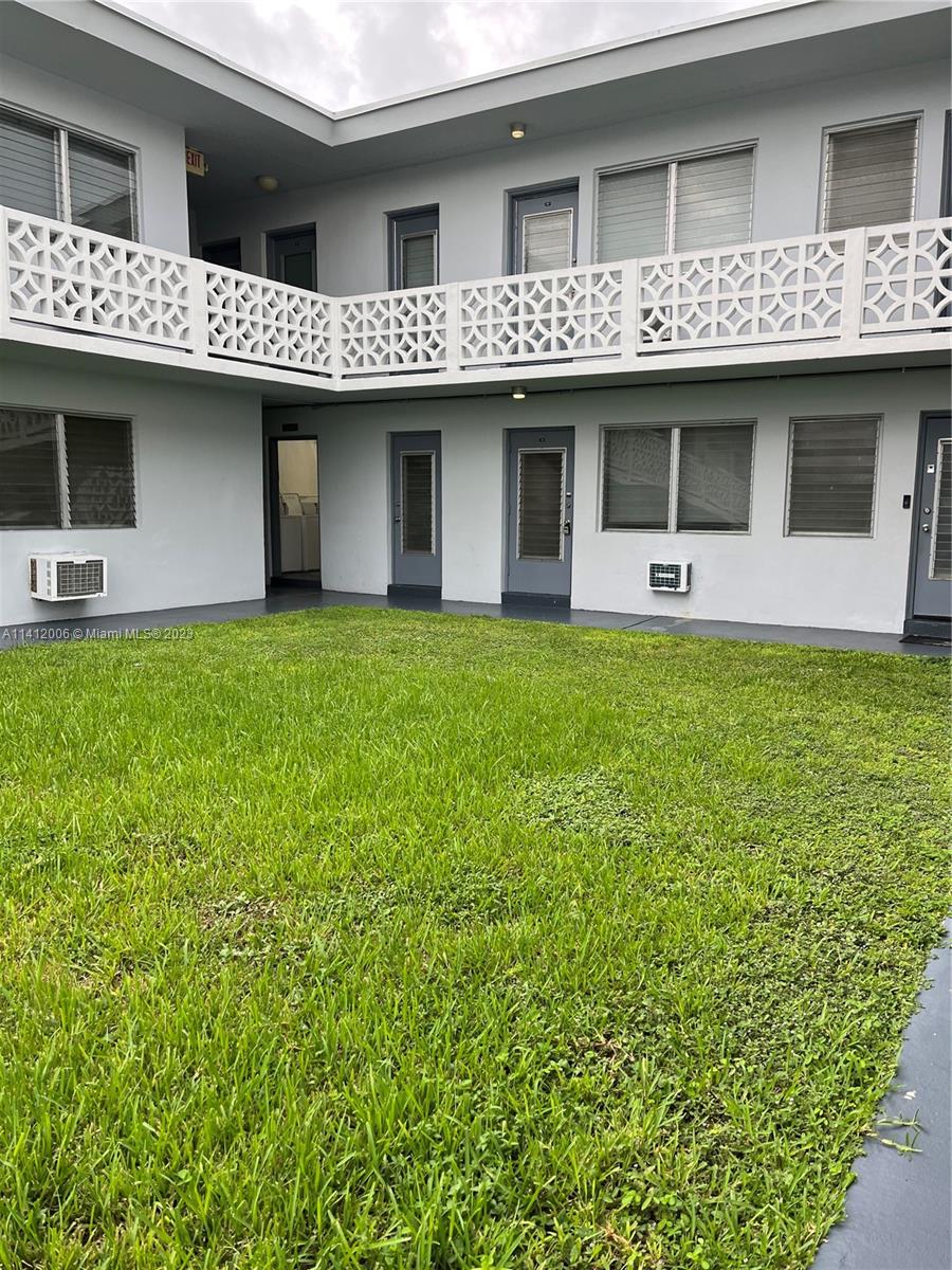 CASA-BISCAYNE CO-OP APTS - Residential Lease