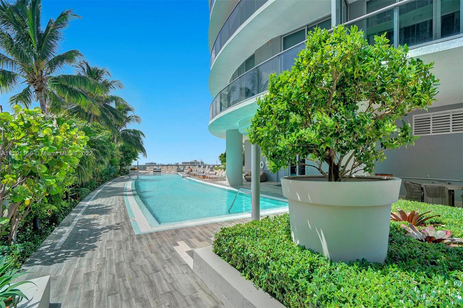 ARIA ON THE BAY CONDO - Residential