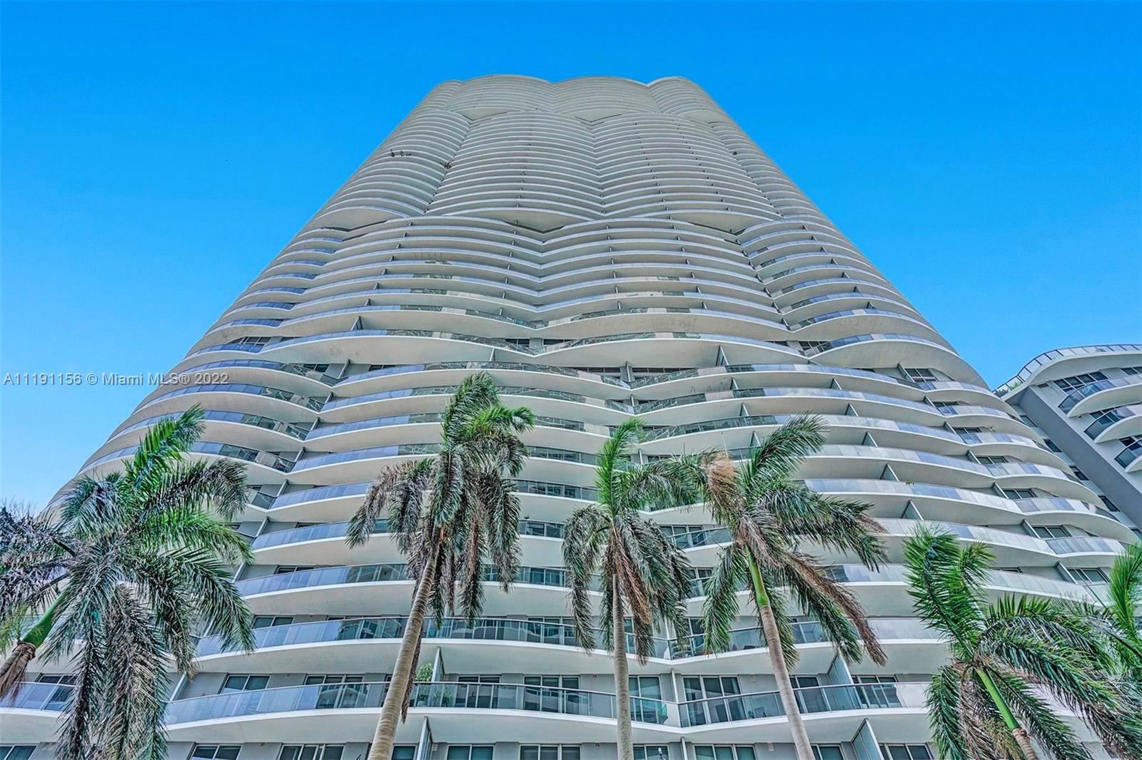 ARIA ON THE BAY CONDO - Residential