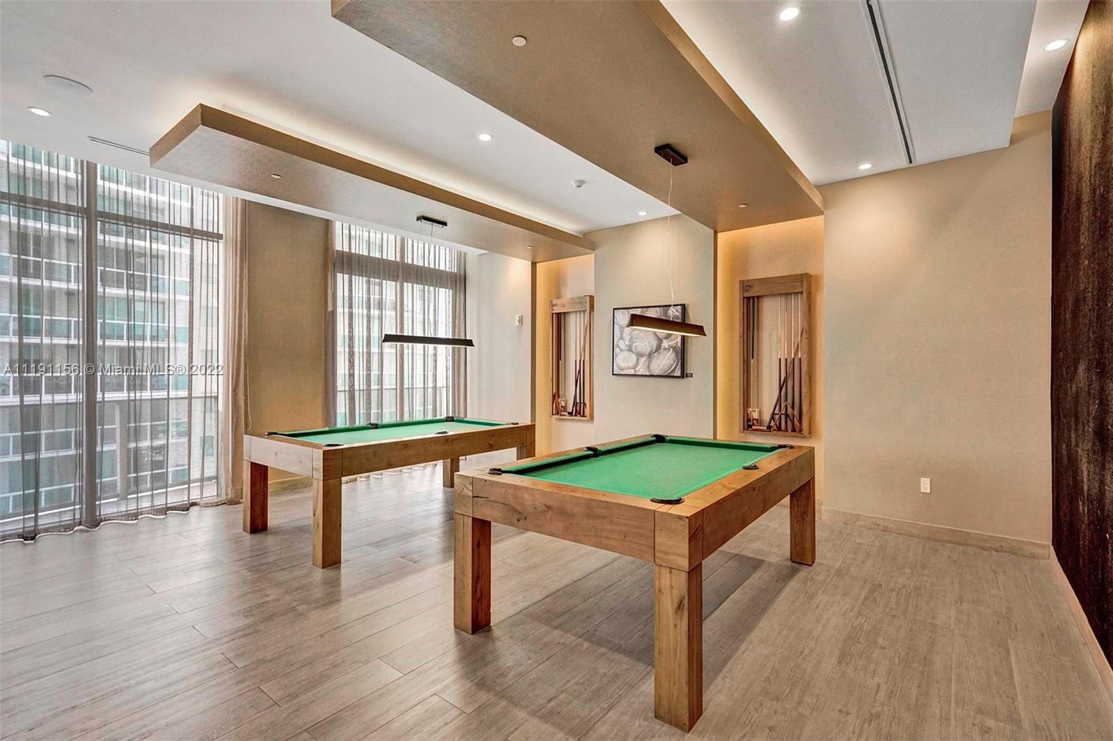 ARIA ON THE BAY CONDO - Residential