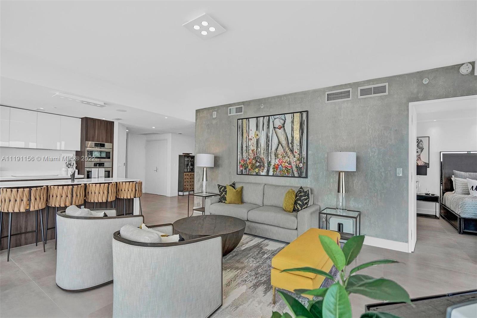 ARIA ON THE BAY CONDO - Residential