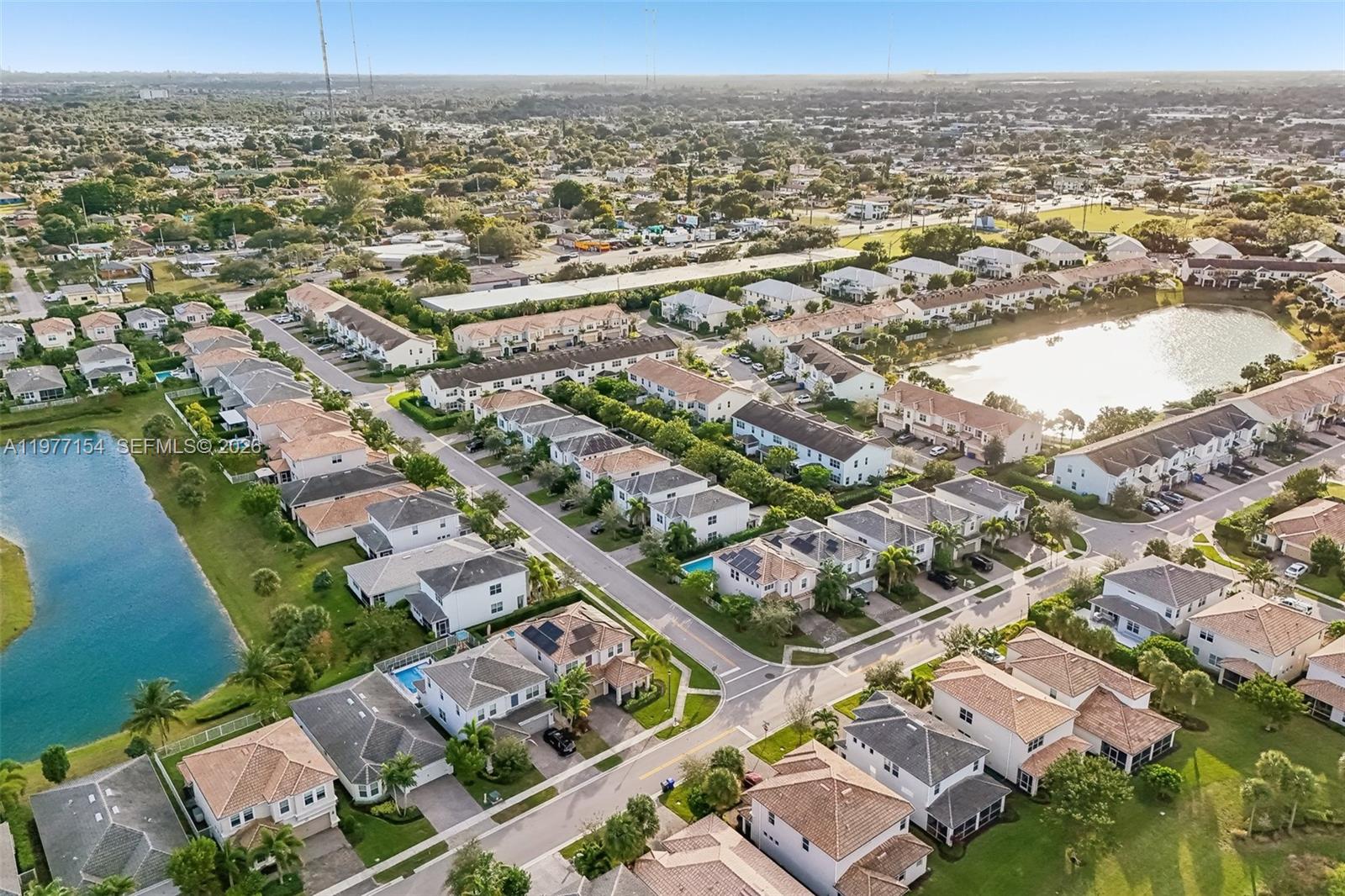 HILLCREST COUNTRY CLUB SO - Residential
