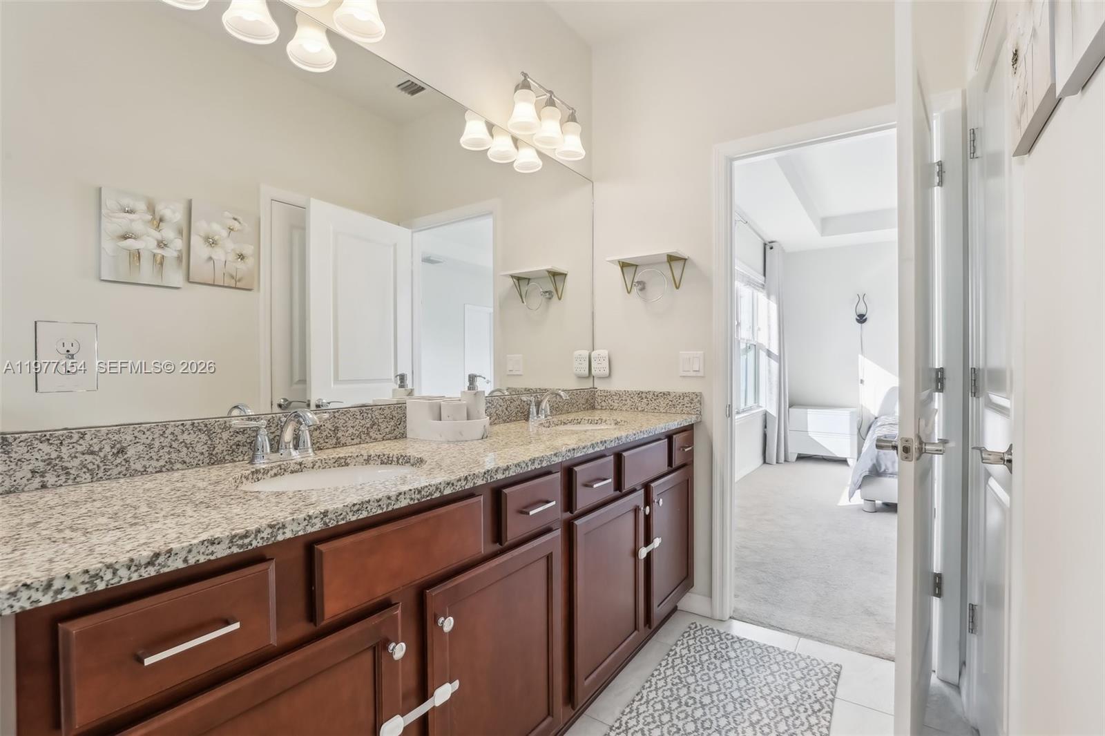 HILLCREST COUNTRY CLUB SO - Residential