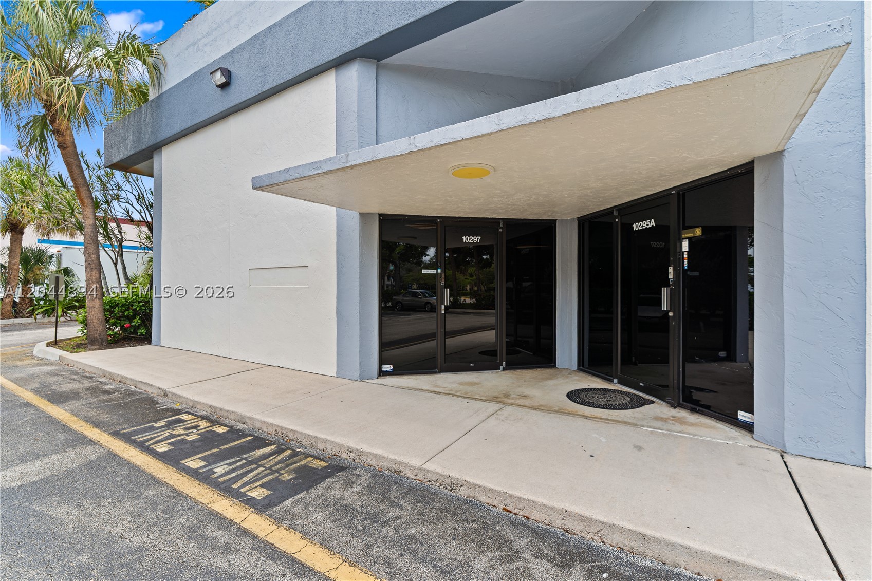 Excellent opportunity to lease a versatile commercial flex space featuring a combination of professional office and warehouse areas. The office build-out includes a welcoming reception area, multiple private offices, a restroom, and abundant natural light, creating a functional workspace for a variety of businesses.

The warehouse offers high ceilings, an overhead roll-up door for easy loading and unloading, and a mezzanine for additional storage. Ample on-site parking provides convenience for employees and clients.

Ideal for contractors, distribution, e-commerce, engineering firms, architects, insurance agencies, real estate offices, medical-related businesses, wholesalers, and other professional or service-oriented companies seeking both office and storage space.

Conveniently located with easy access to major roadways, this flexible space is ready for immediate occupancy.