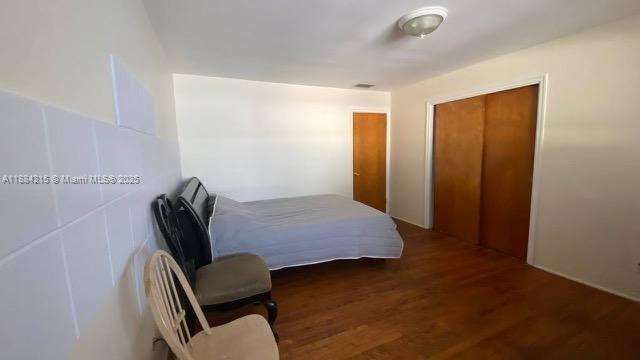 Shangri-La 18-8 B - Residential