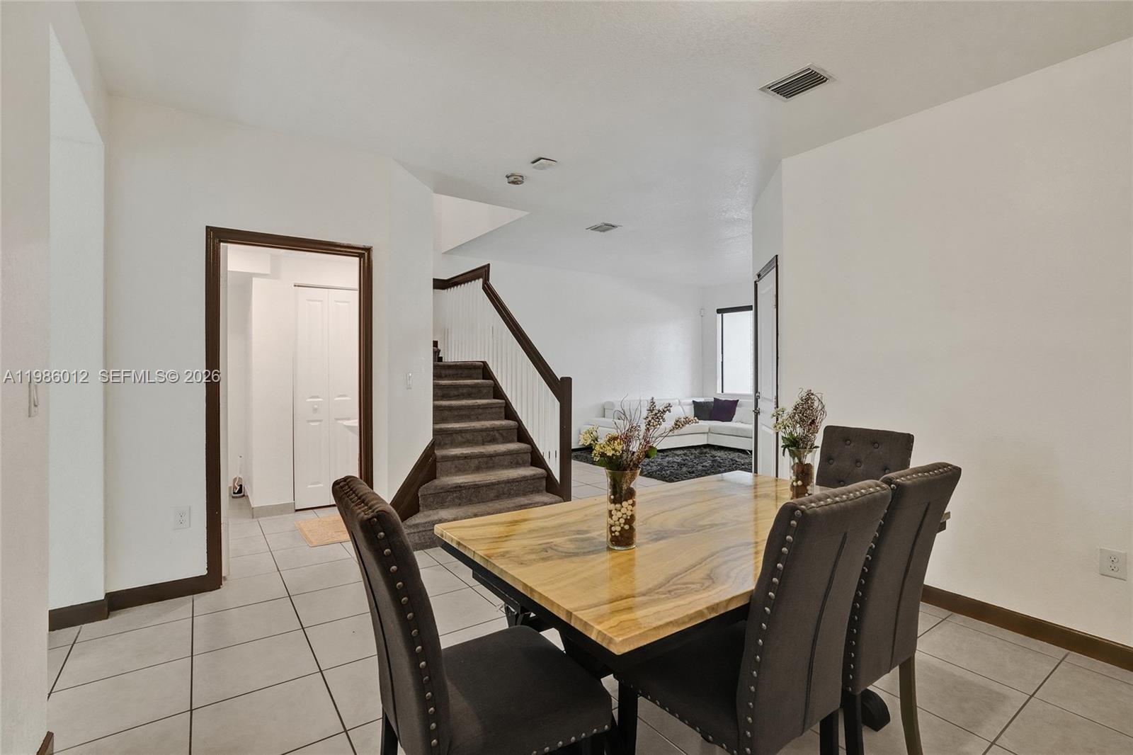 VIA VENTURE NEIGHBORHOOD - Residential