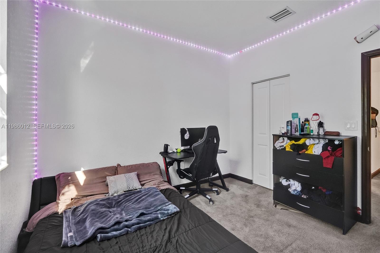 VIA VENTURE NEIGHBORHOOD - Residential