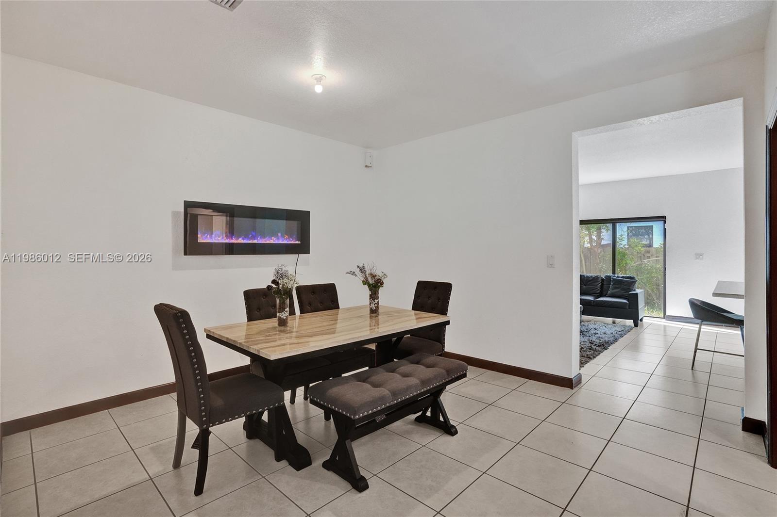 VIA VENTURE NEIGHBORHOOD - Residential