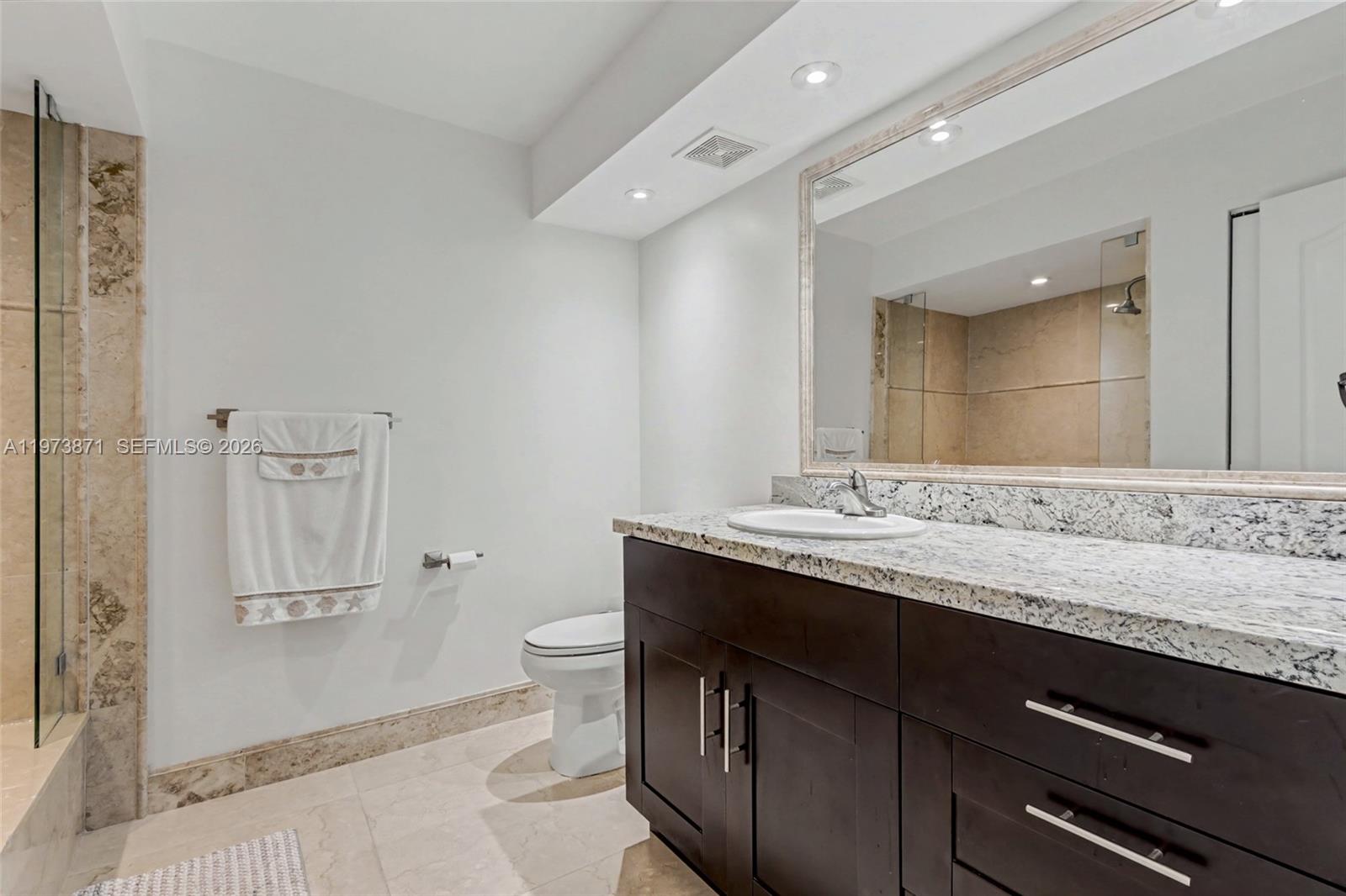 AVANT GARDE CONDO - Residential