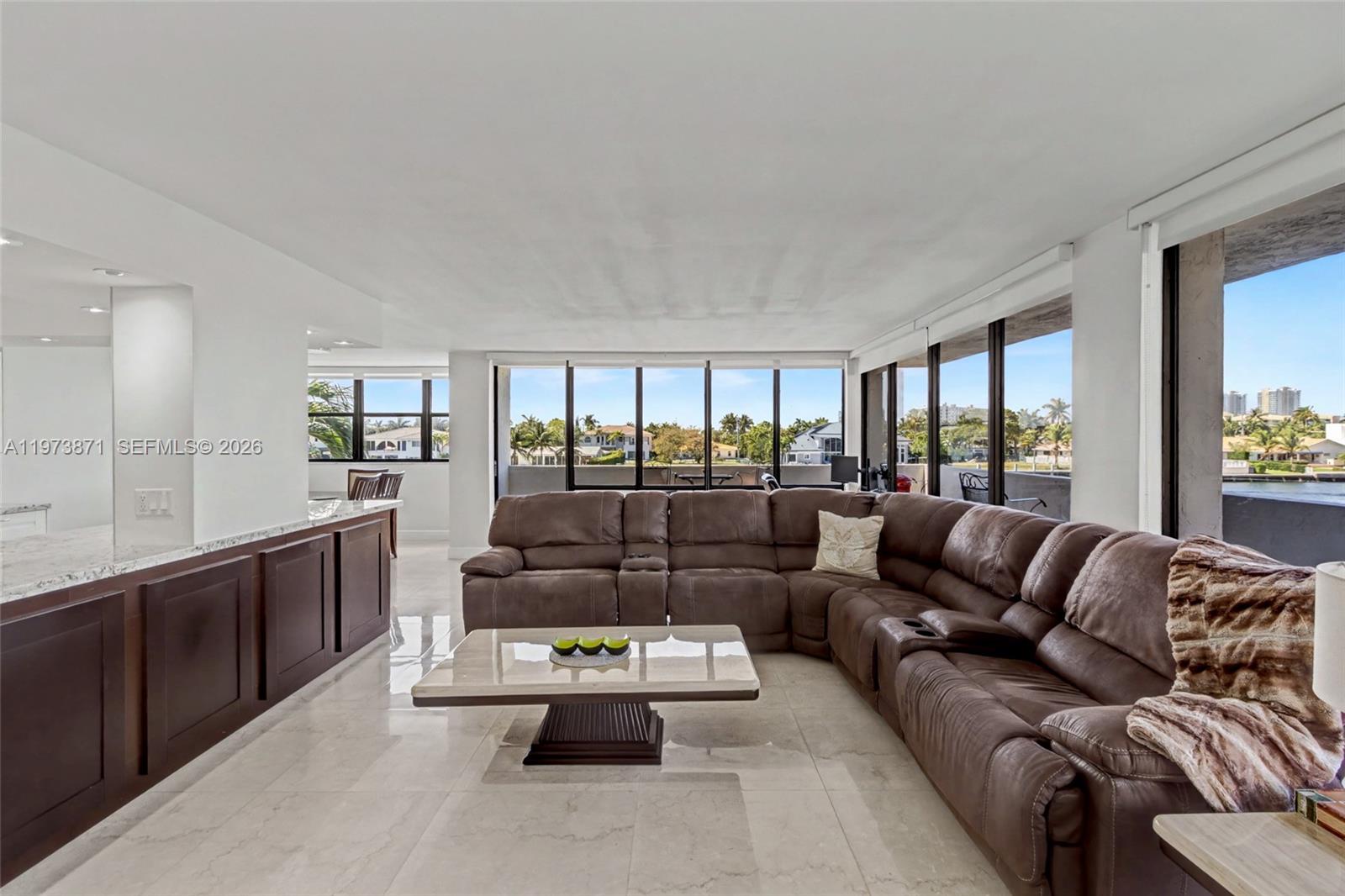 AVANT GARDE CONDO - Residential