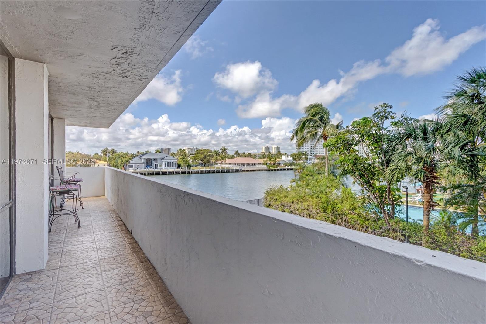 AVANT GARDE CONDO - Residential