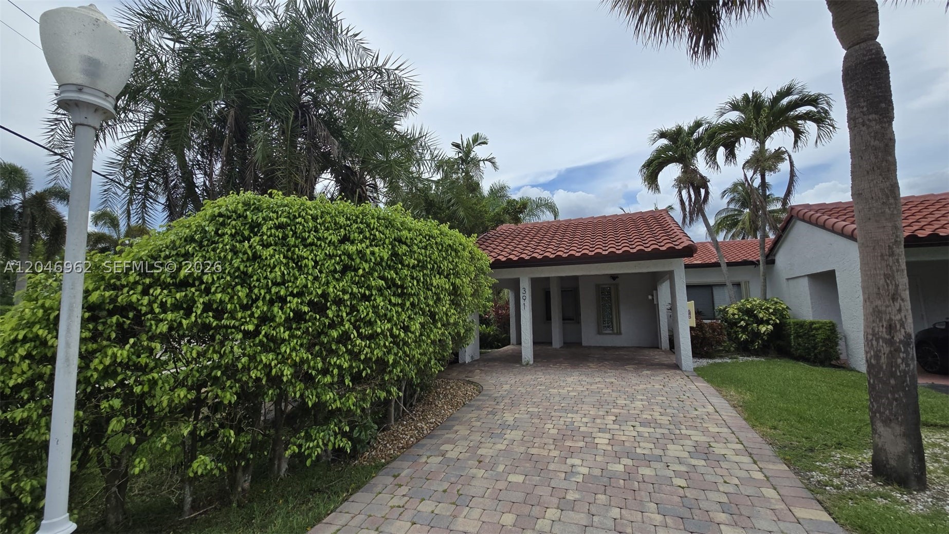VILLAS OF BONAVENTURE AT - Residential