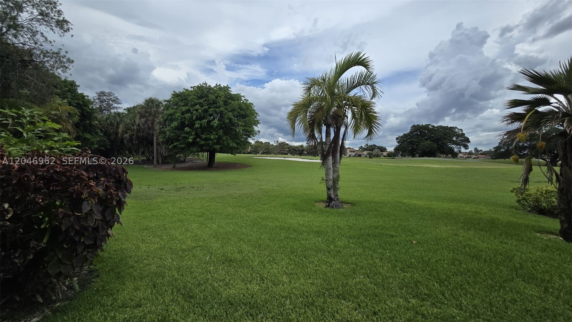 VILLAS OF BONAVENTURE AT - Residential