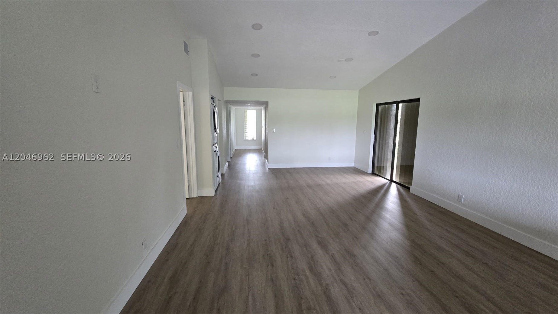 VILLAS OF BONAVENTURE AT - Residential