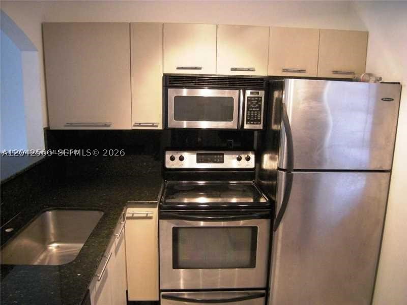 701 EUCLID GARDENS CONDO - Residential