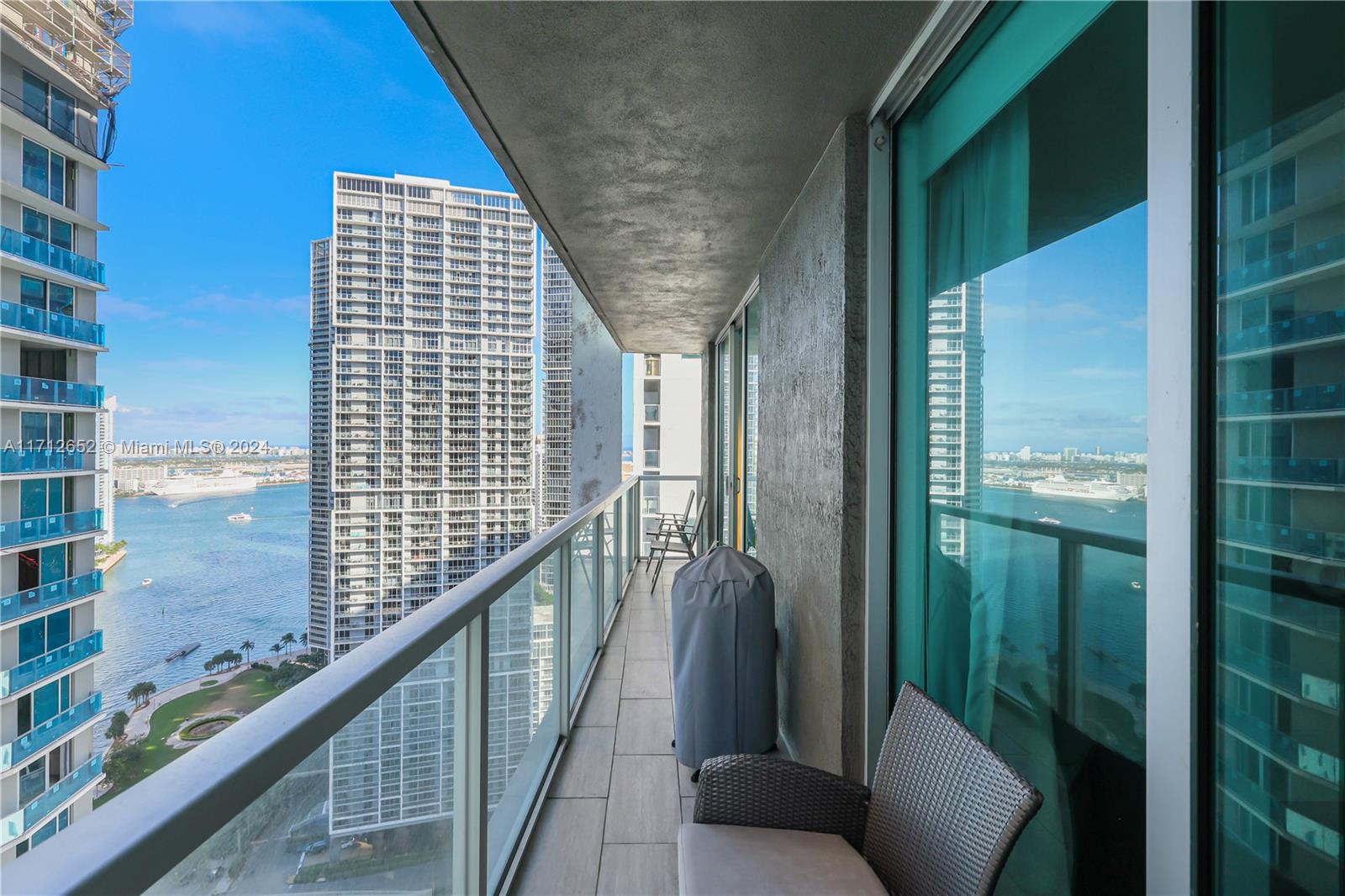 500 BRICKELL WEST CONDO - Residential