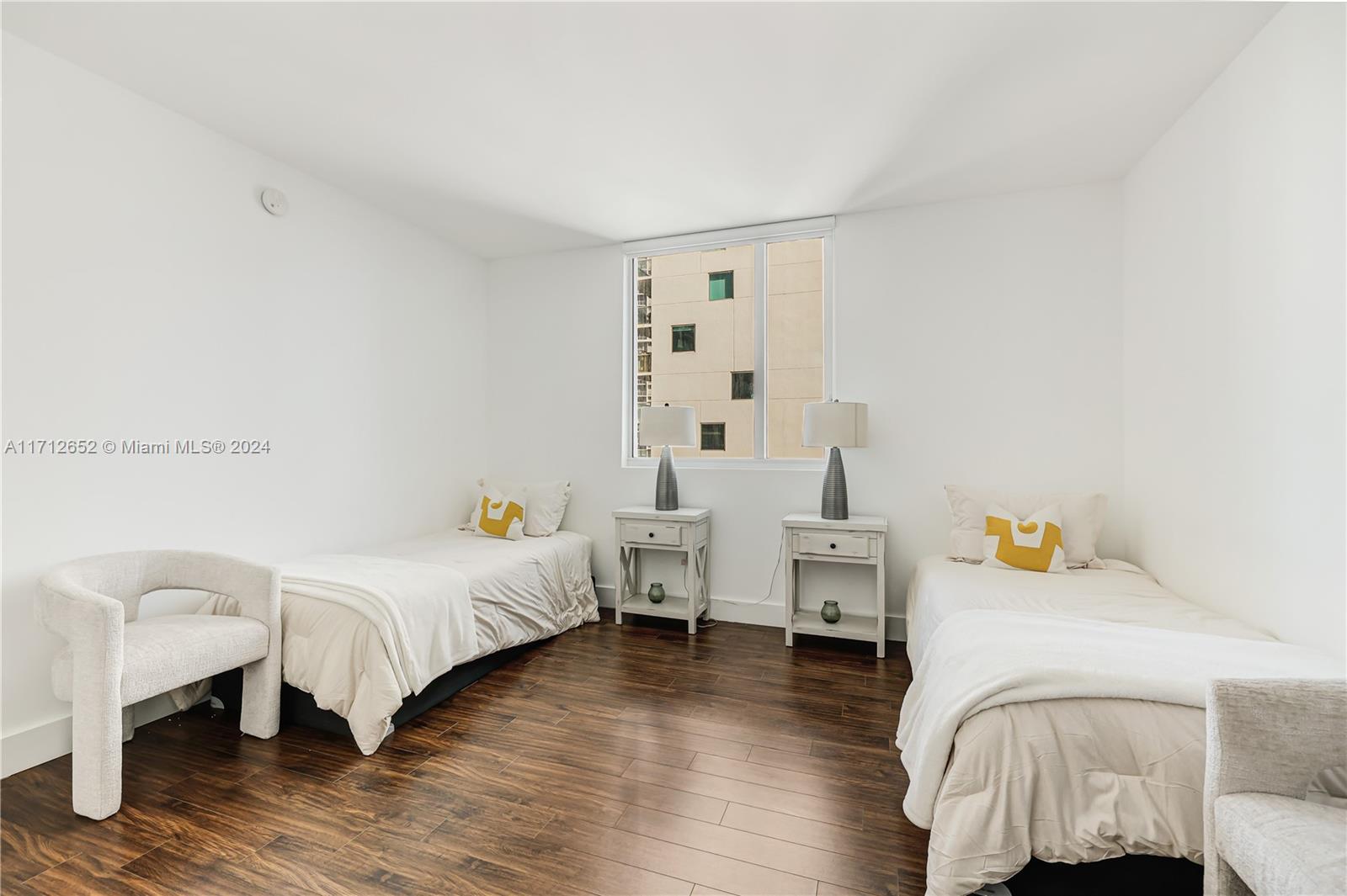 500 BRICKELL WEST CONDO - Residential