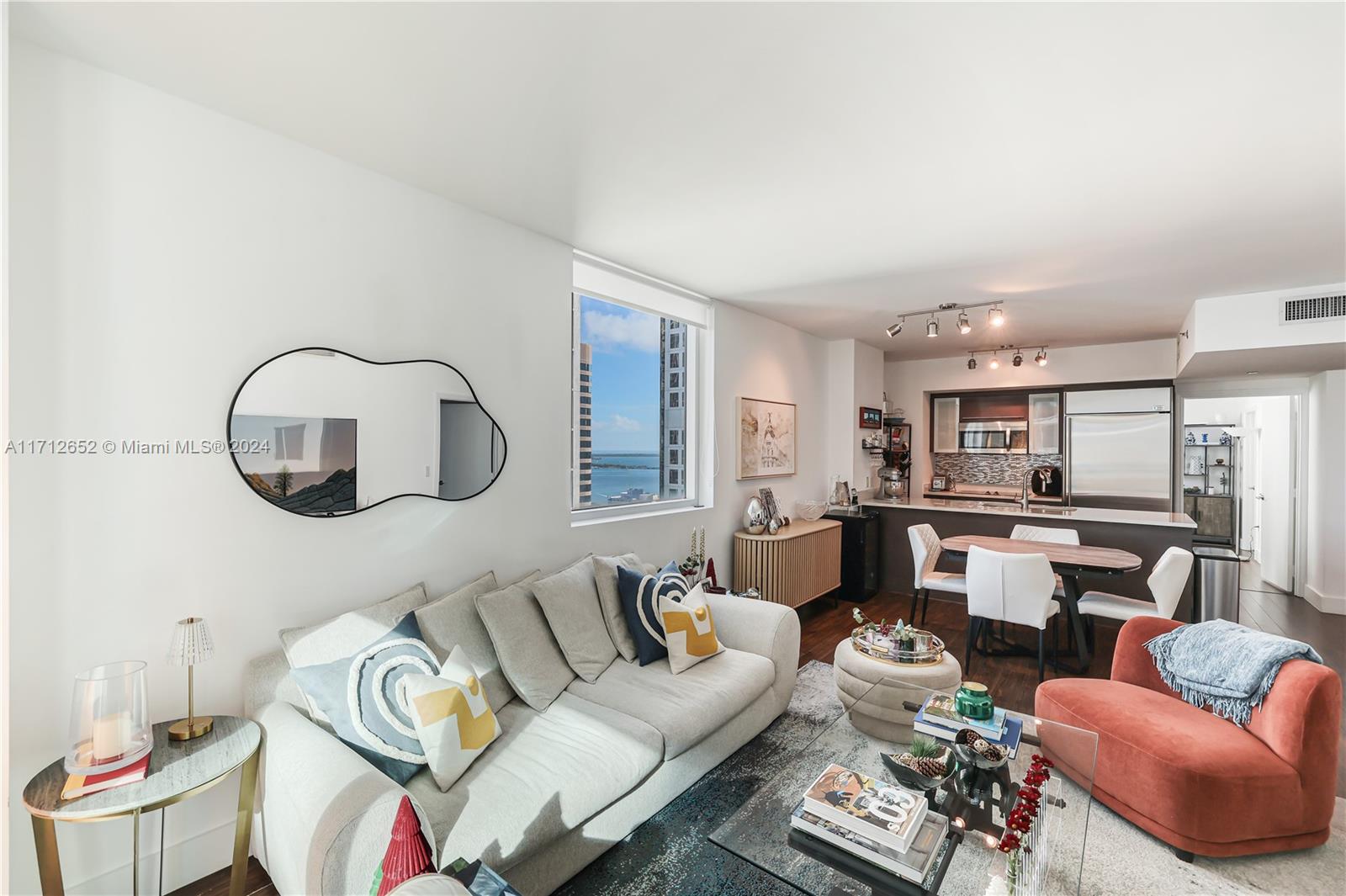 500 BRICKELL WEST CONDO - Residential