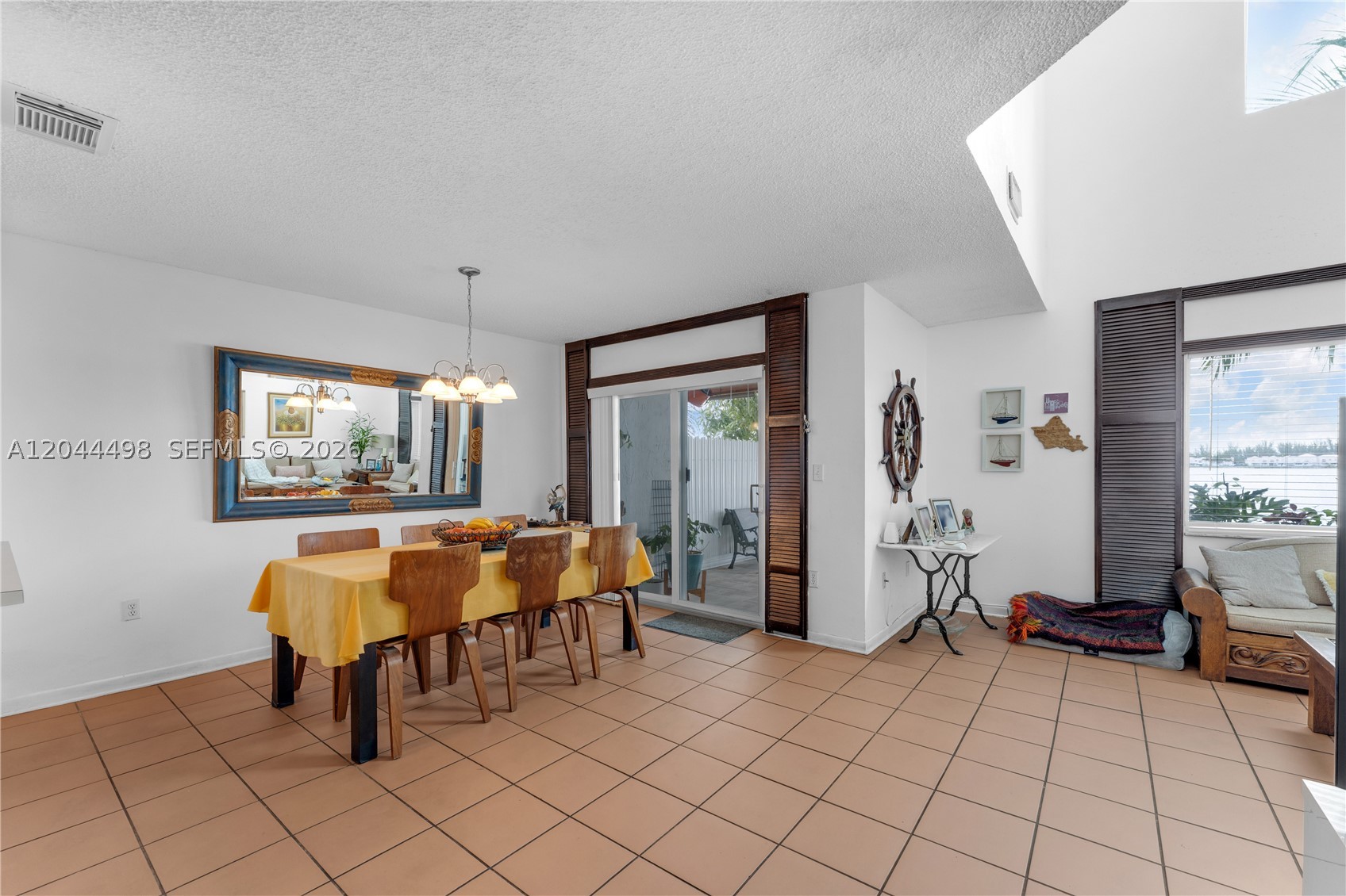 LAKE POINTE SEC 1 - Residential