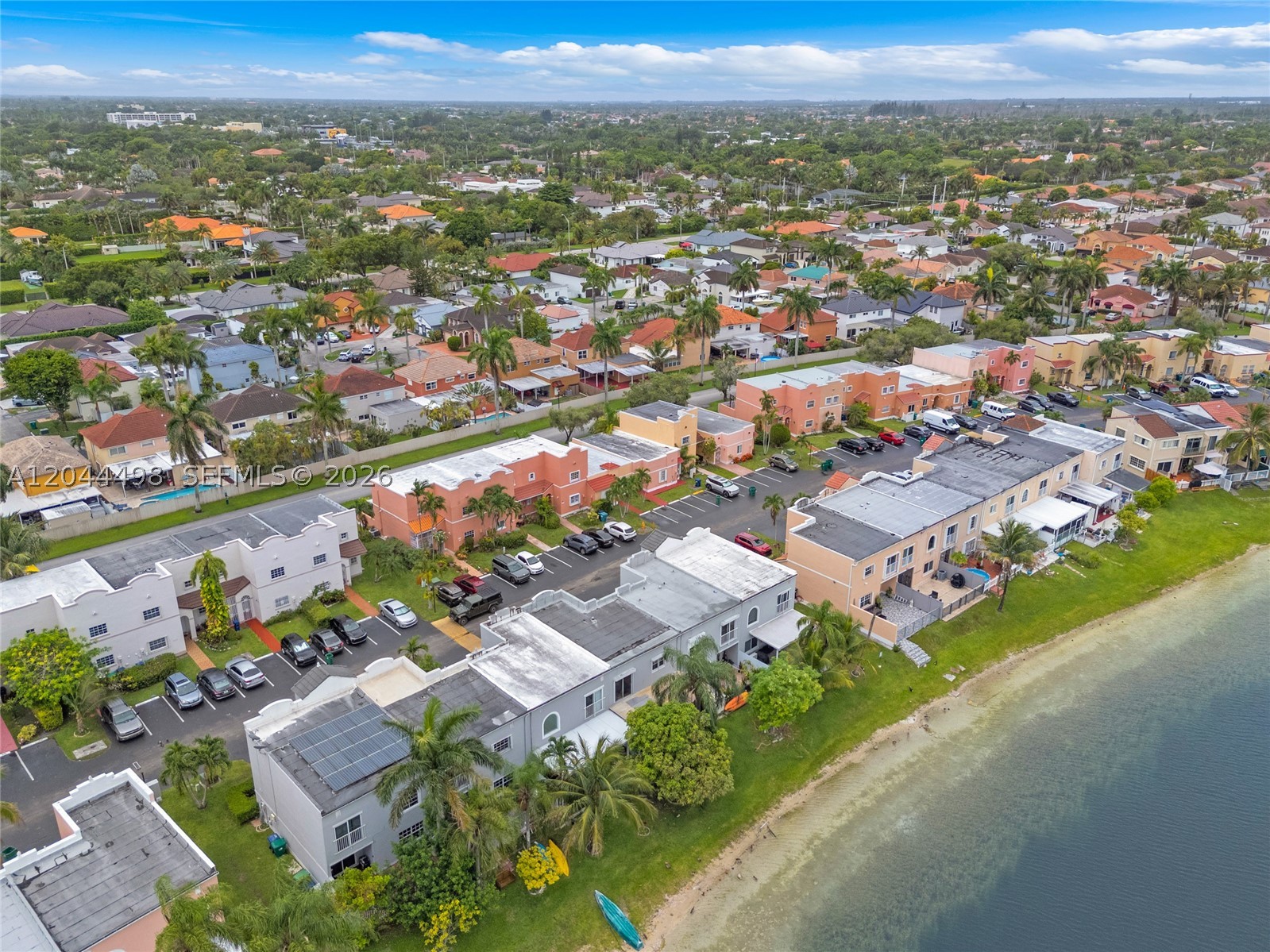 LAKE POINTE SEC 1 - Residential