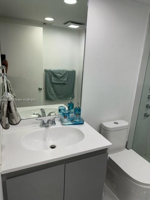 HAWTHORNE AT CENTURY VILL - Residential Lease
