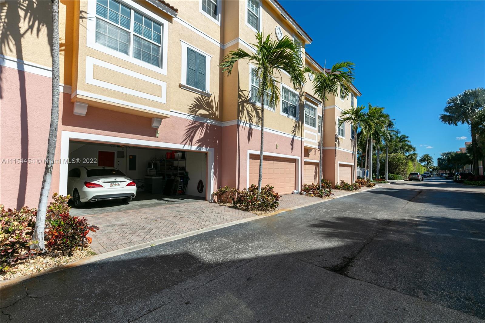 HARBORS - Residential