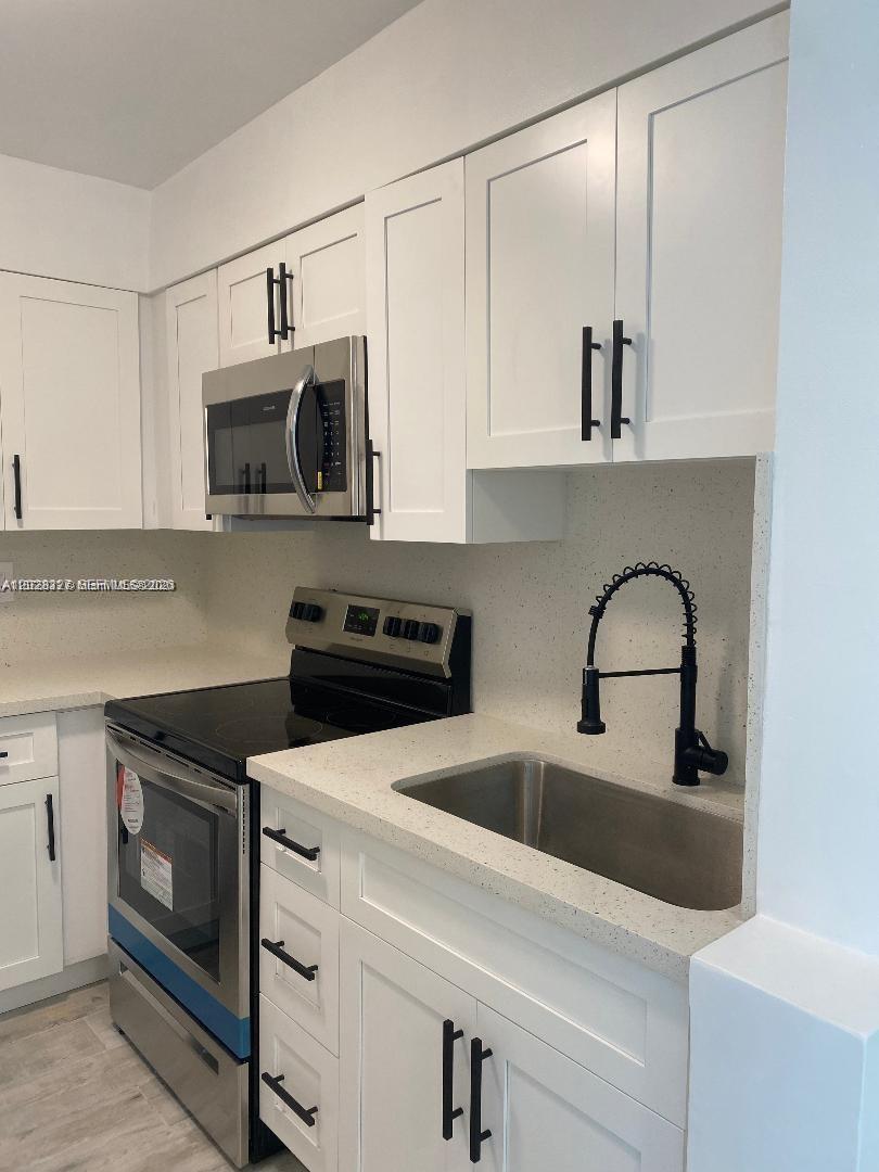 IDLEWILD PARK - Residential Lease