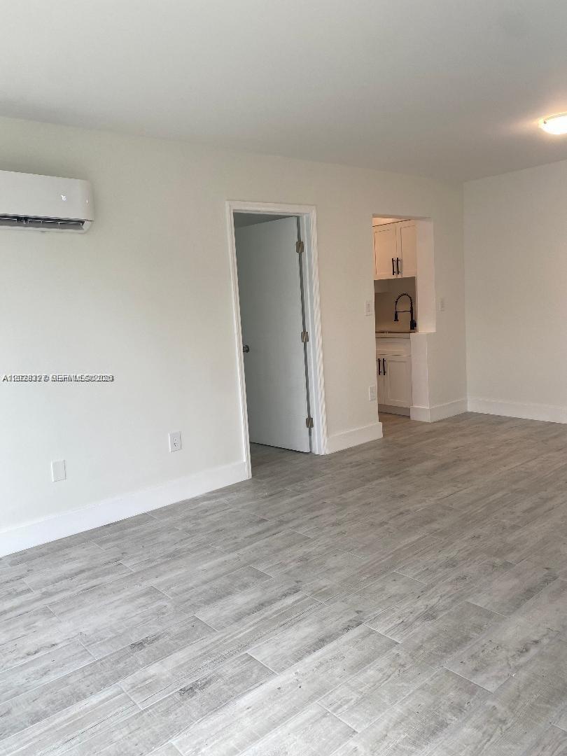 IDLEWILD PARK - Residential Lease