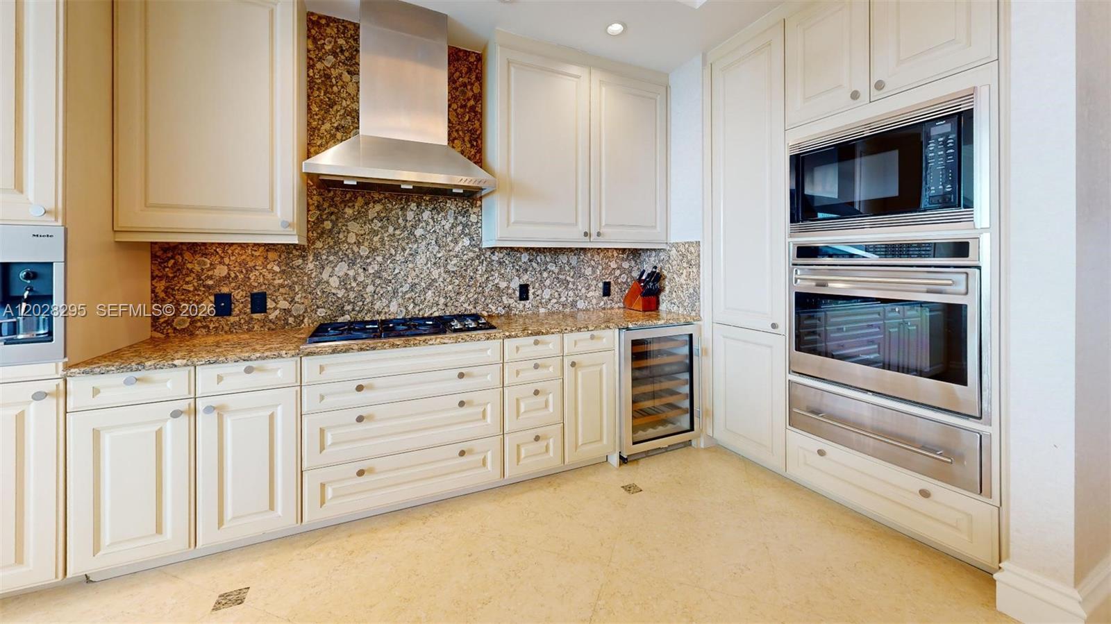 10295 COLLINS AVE RESDNTA - Residential Lease