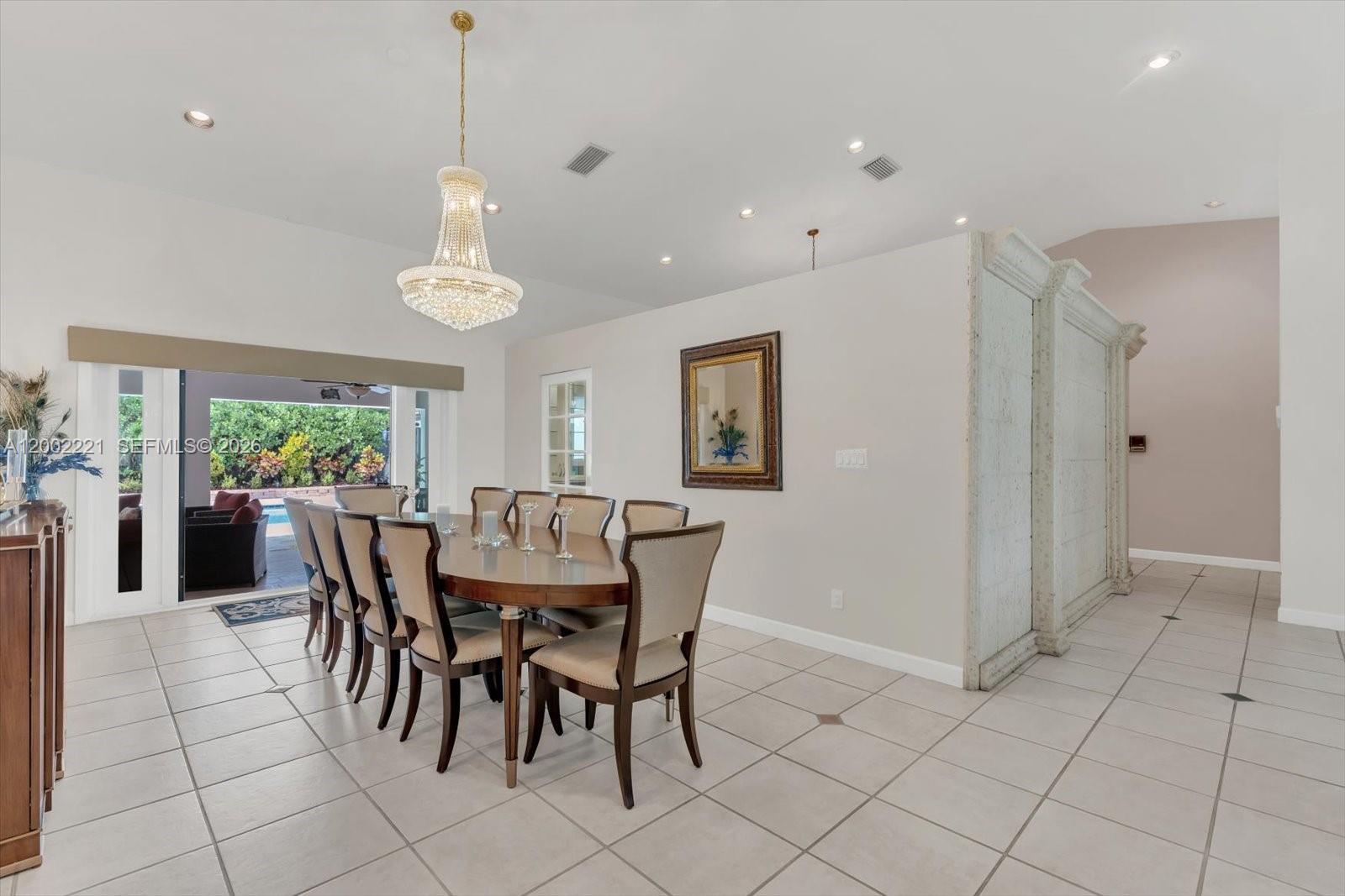 MAYLEN HEIGHTS - Residential