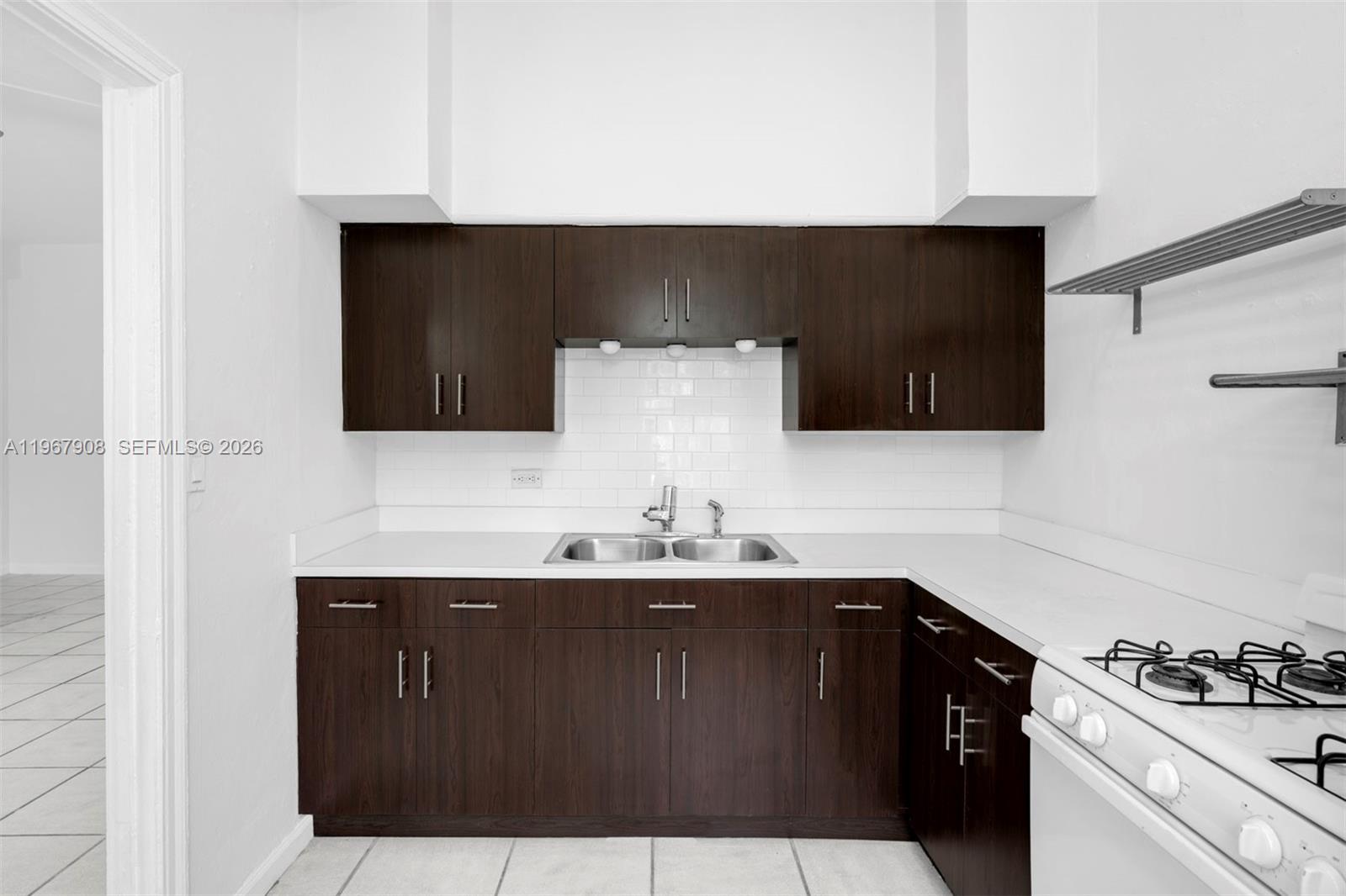 HELEN MAR CONDO - Residential