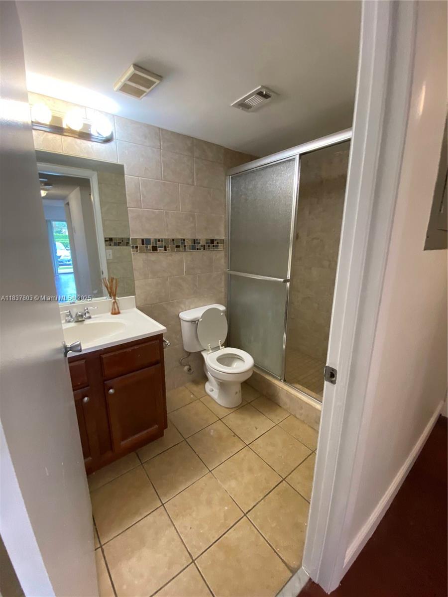 SOUTH PALM PLACE CONDO - Residential