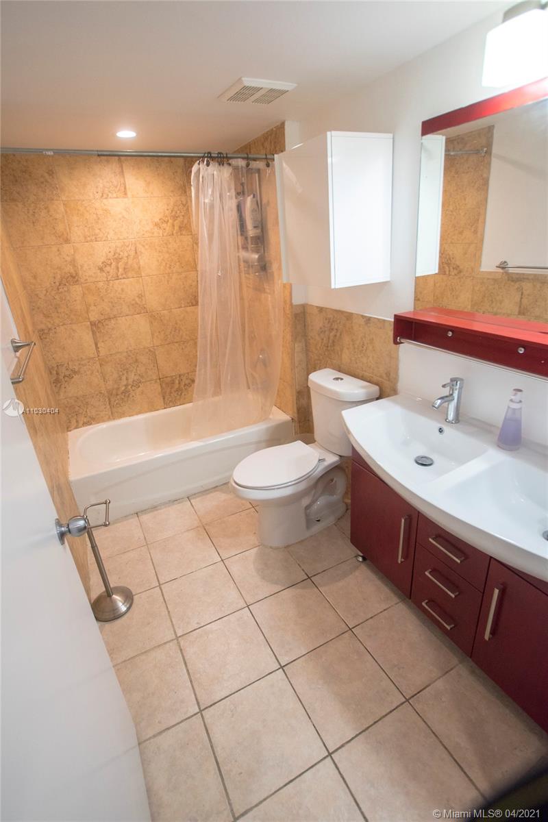 THE CITADEL CONDO - Residential Lease