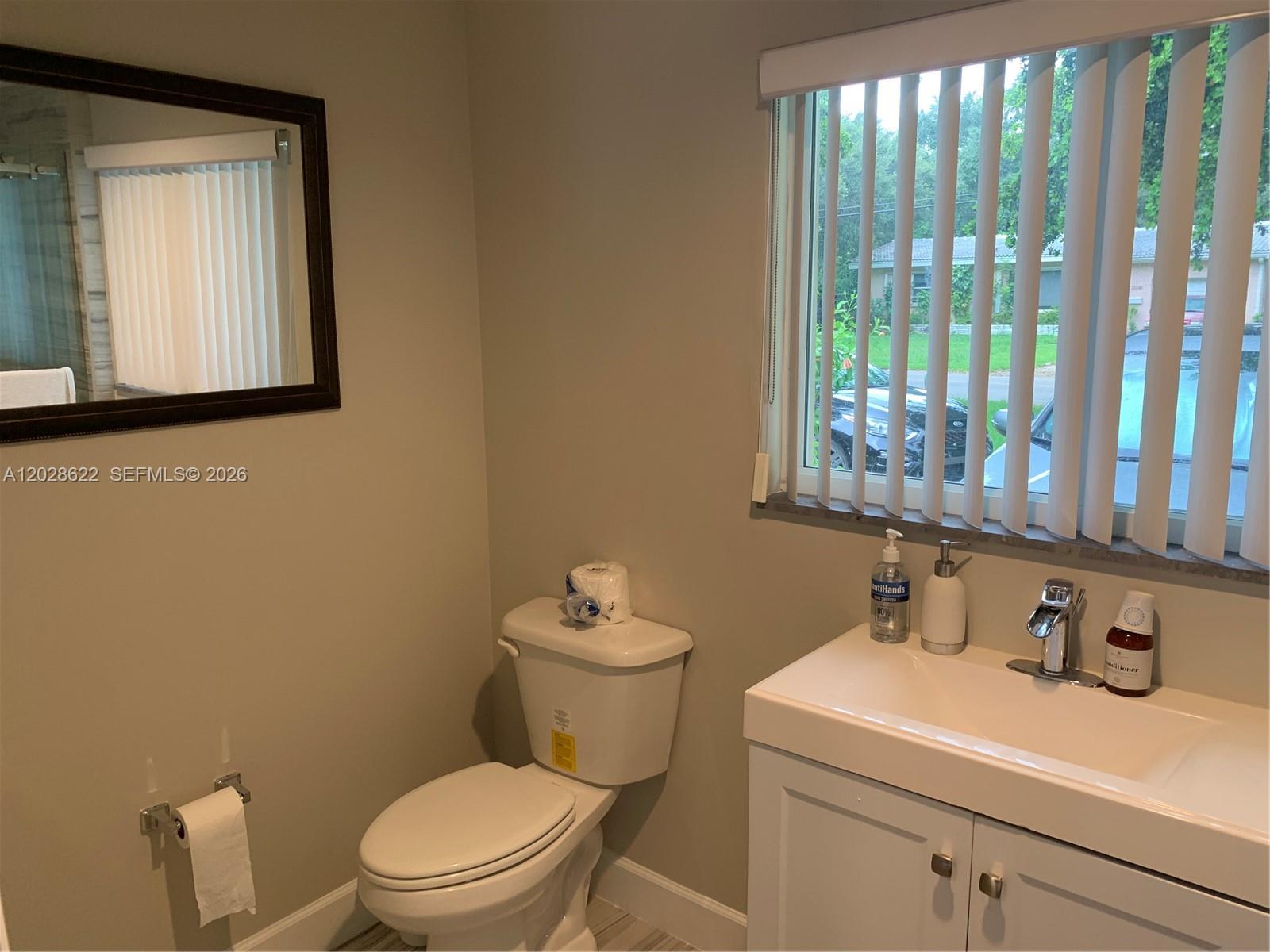 KERWOOD MANOR - Residential Lease