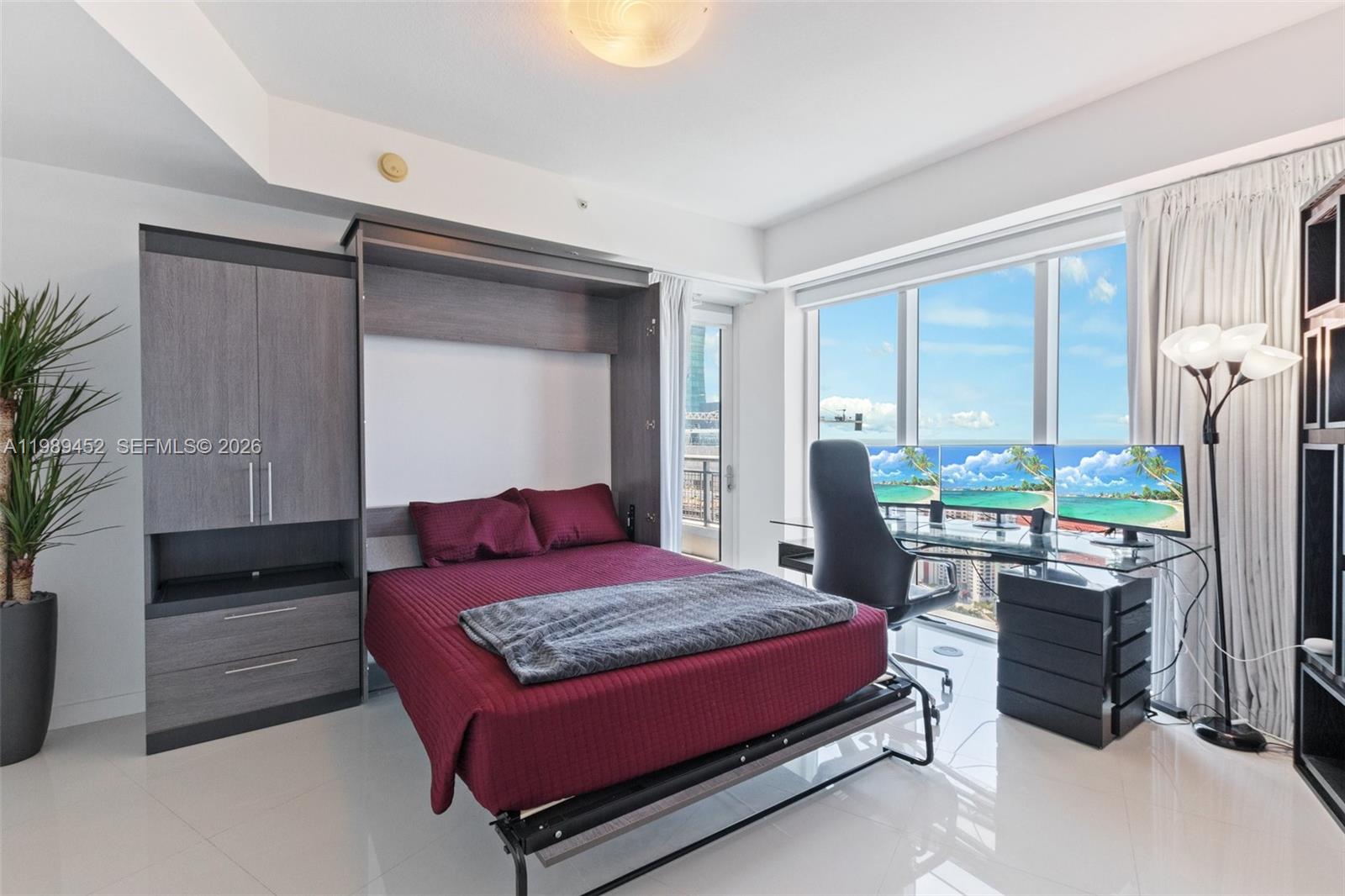 INFINITY AT BRICKELL COND - Residential