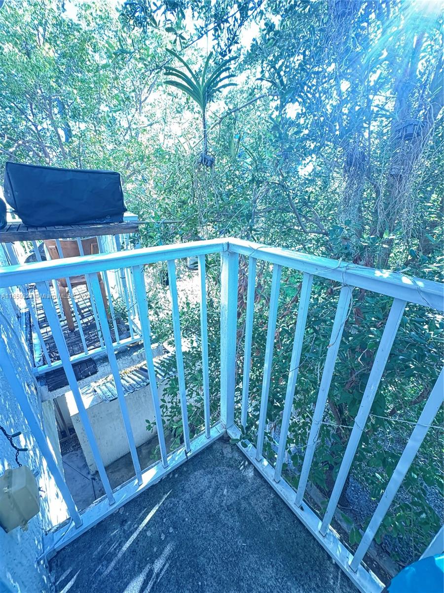 VERONA CONDO - Residential Lease