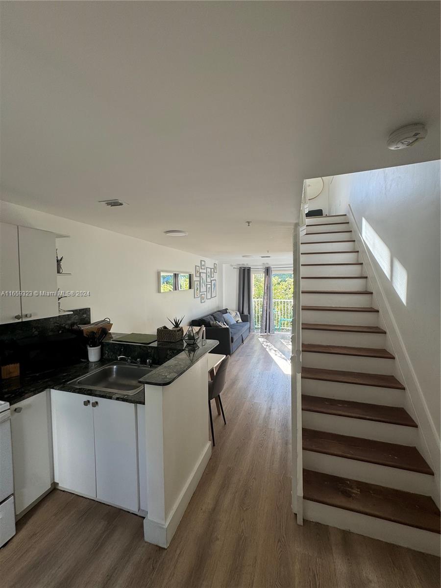 VERONA CONDO - Residential Lease