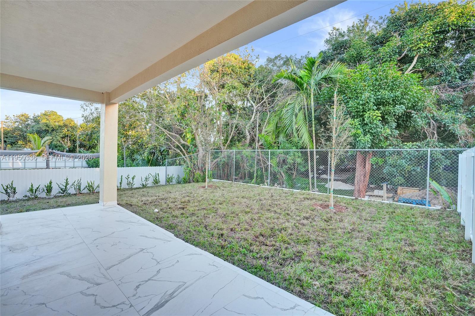 BELLEVUE BISCAYNE - Residential Income