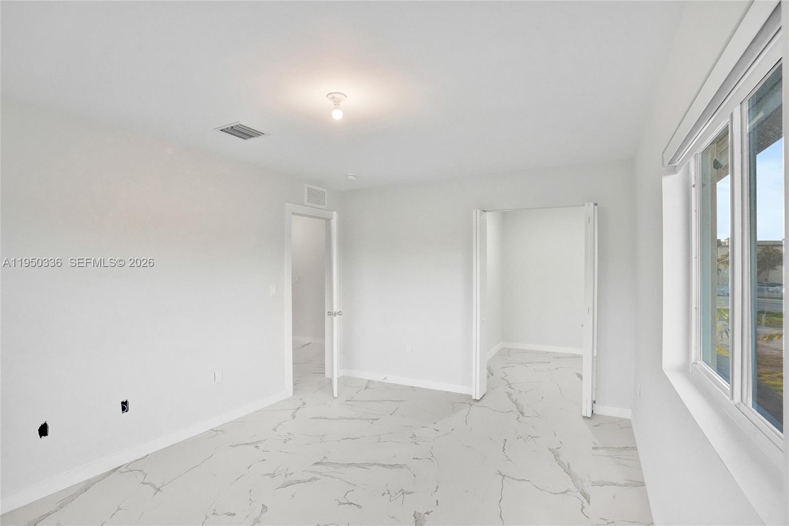 BELLEVUE BISCAYNE - Residential Income