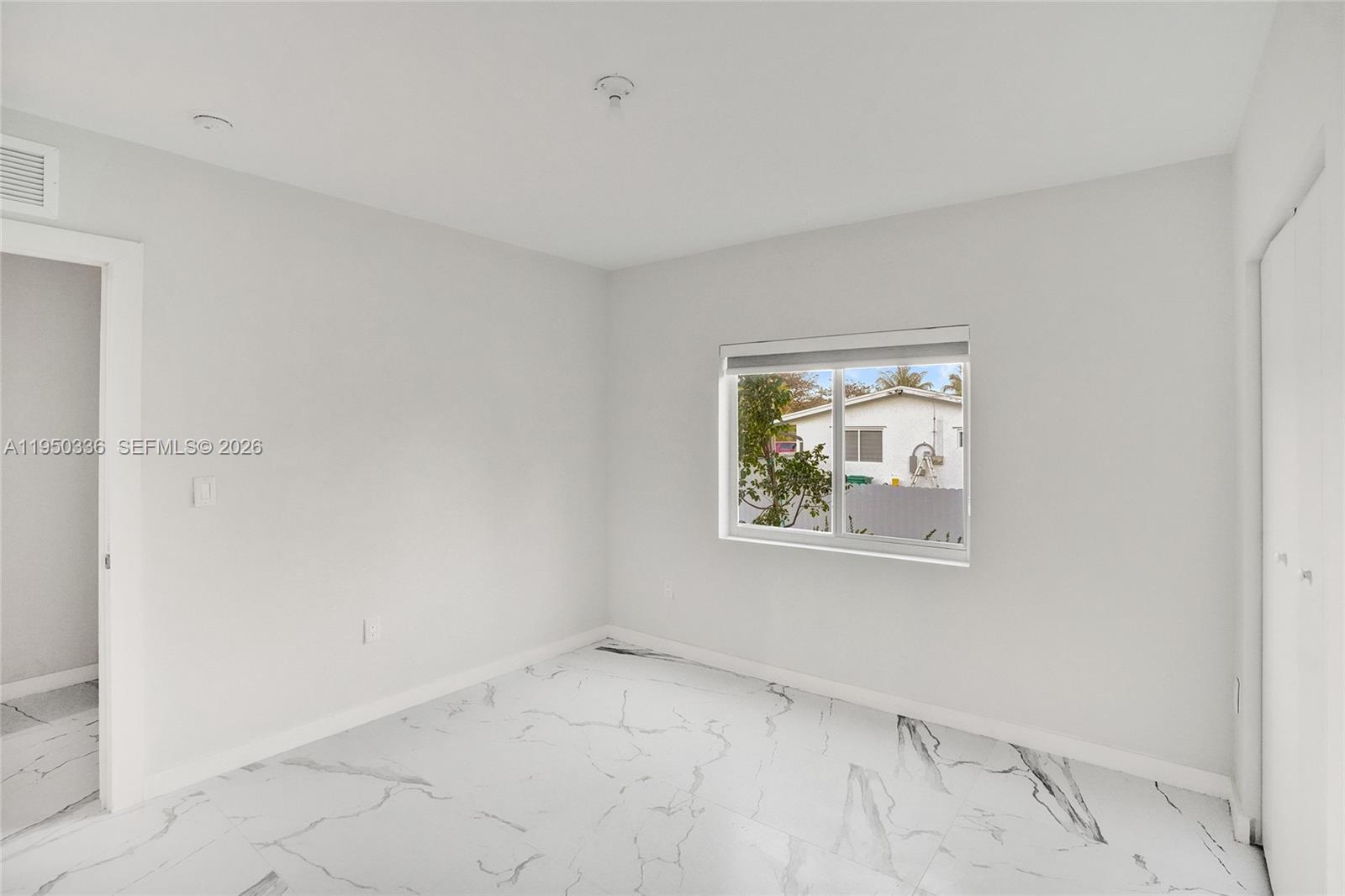 BELLEVUE BISCAYNE - Residential Income
