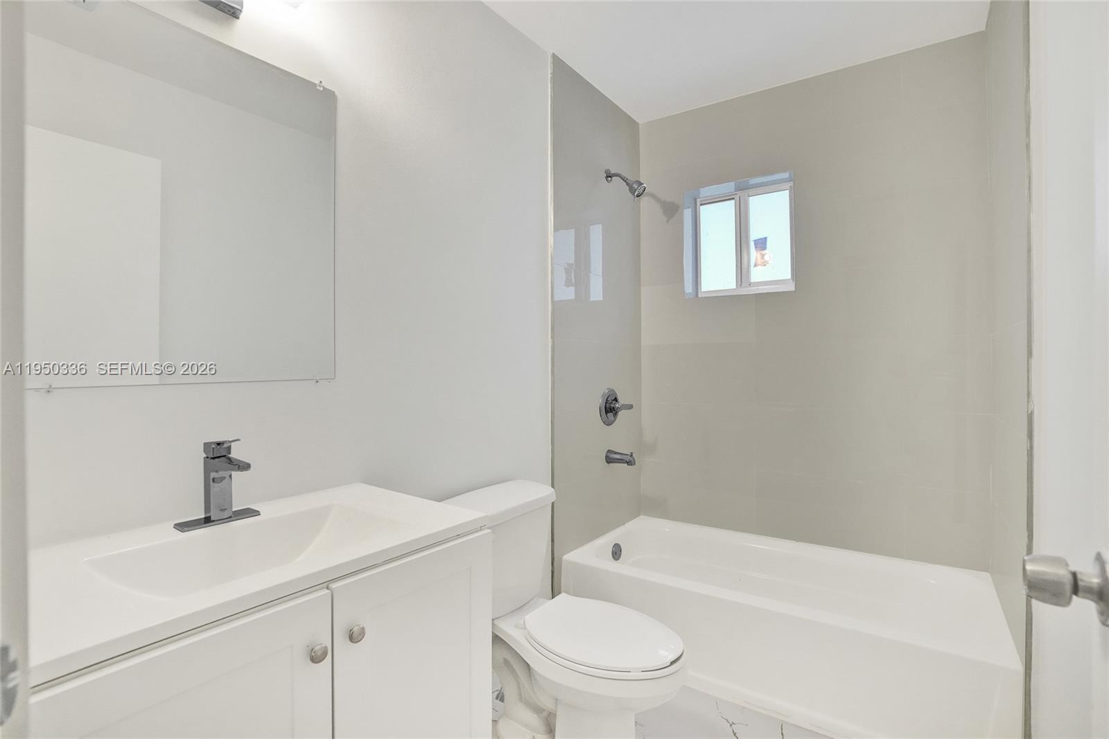 BELLEVUE BISCAYNE - Residential Income