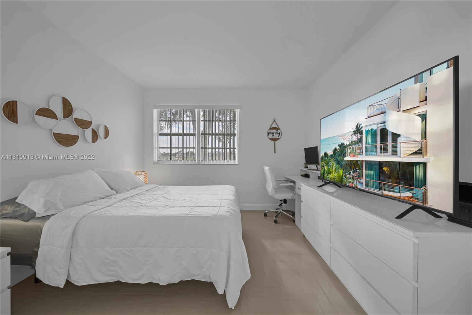 MARQUESA CONDO - Residential