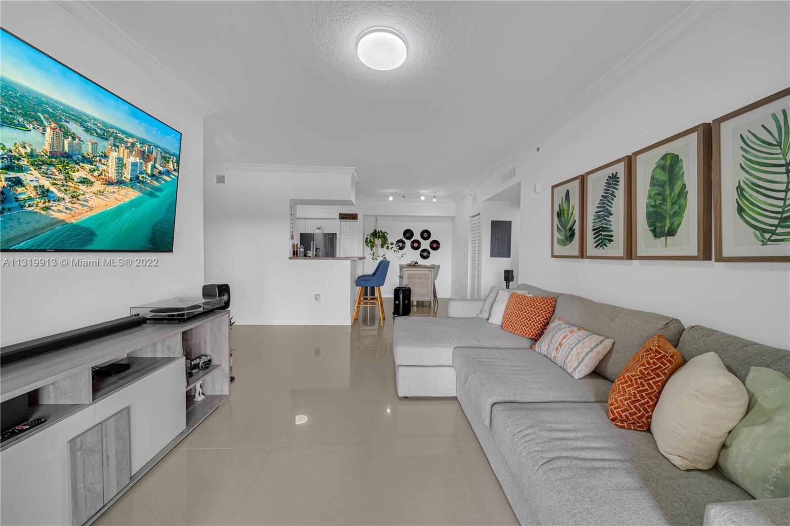MARQUESA CONDO - Residential