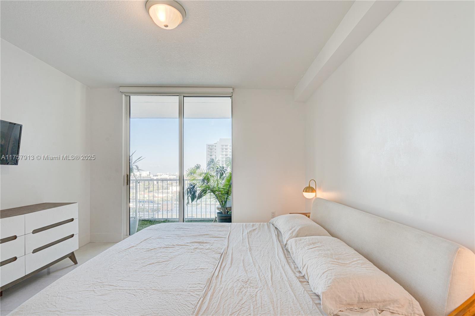 VUE AT BRICKELL CONDO - Residential