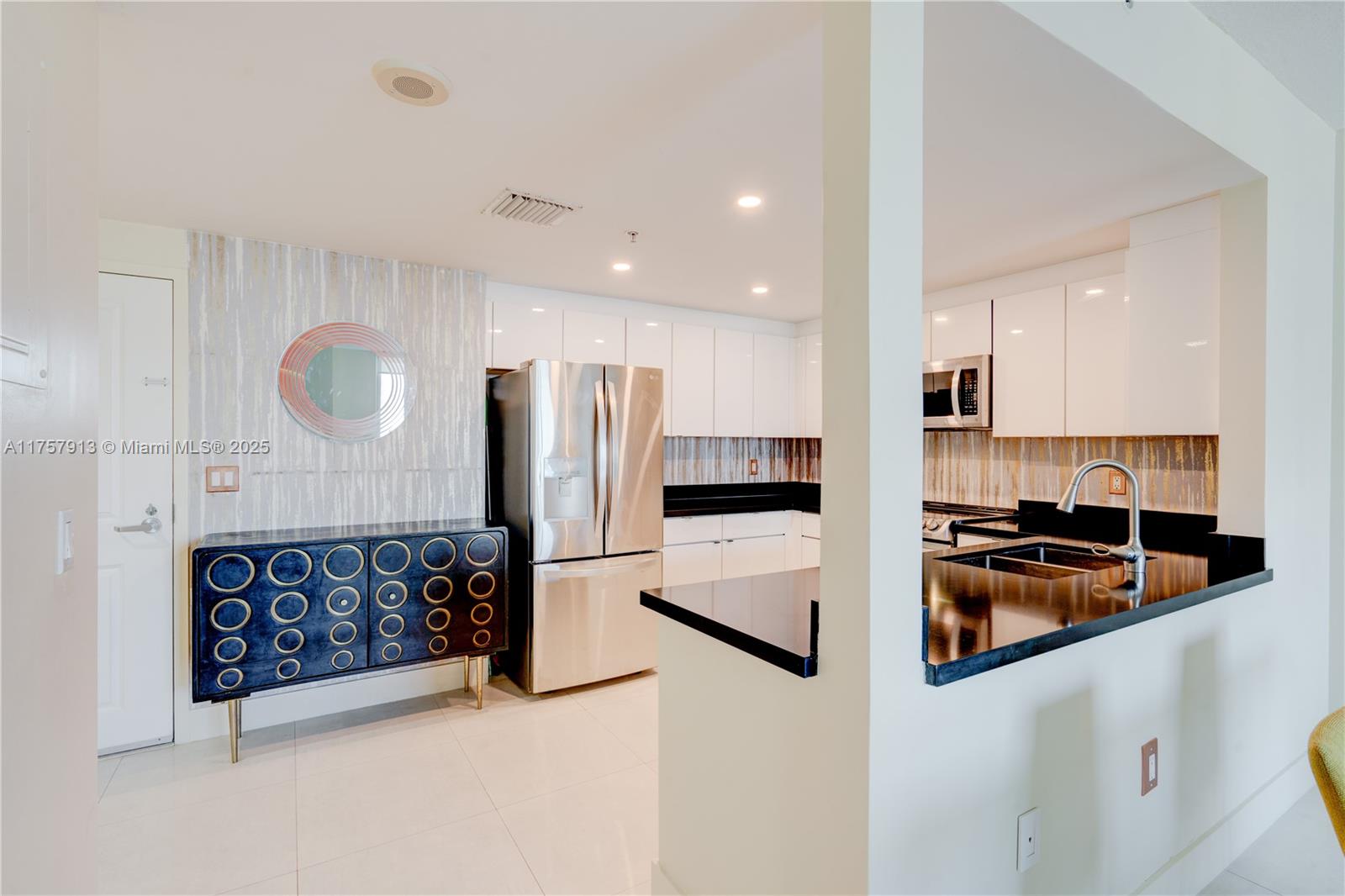 VUE AT BRICKELL CONDO - Residential
