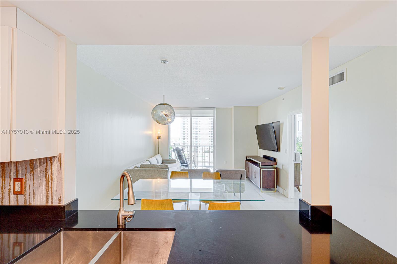 VUE AT BRICKELL CONDO - Residential