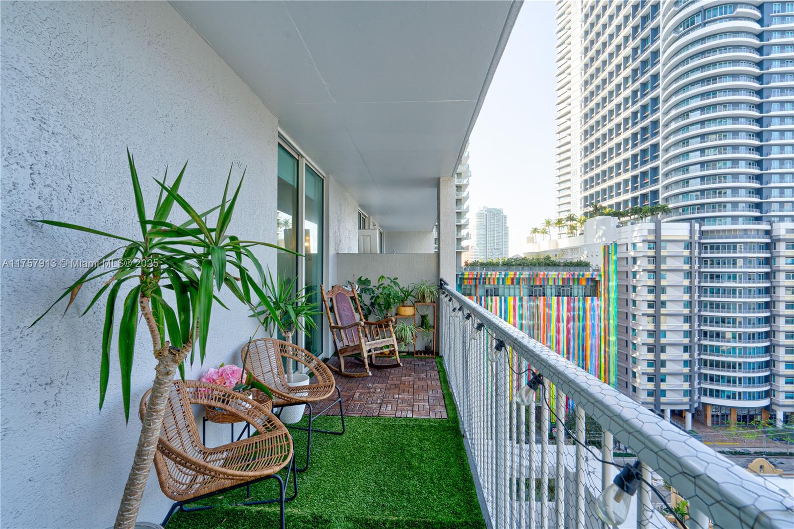 VUE AT BRICKELL CONDO - Residential