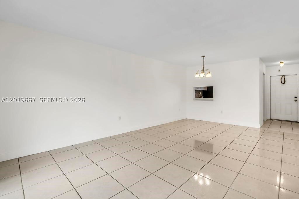 NEW WORLD CONDO APTS IV - Residential